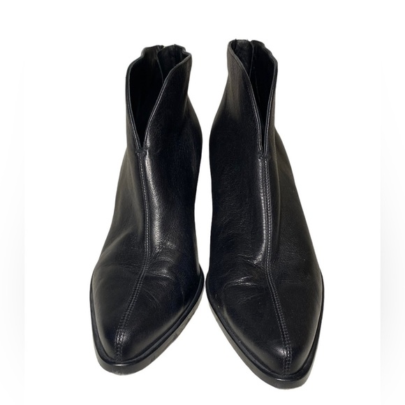 Vince Havana Notch Leather Bootie - Picture 2 of 7